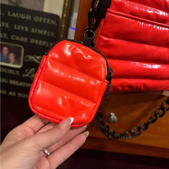 Red Quilted Chain Shoulder Bag - Picture 3 of 5